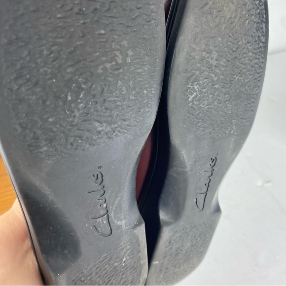 Clarks Womens 10 Red Leather Patty Morocco Clog Mule Slip On Adjustable - Picture 5 of 6